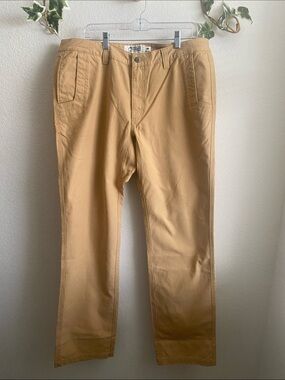 Mountain Khakis Men's Khaki/Tan Chino Pants